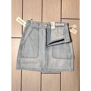 Aritzia Women's Skirt Denim Forum The '90s Utility Mini Skirt Cargo Jean Size 23
